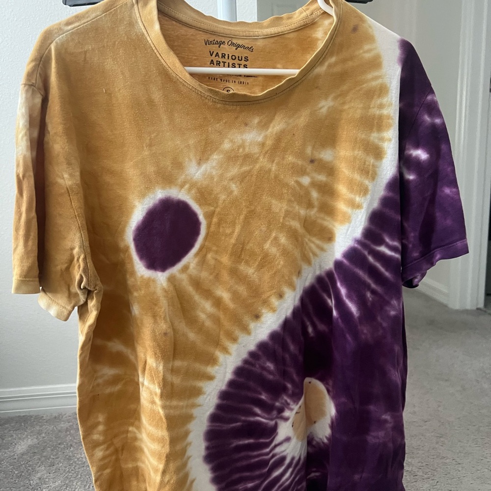 Various Artists Tan T-Shirt